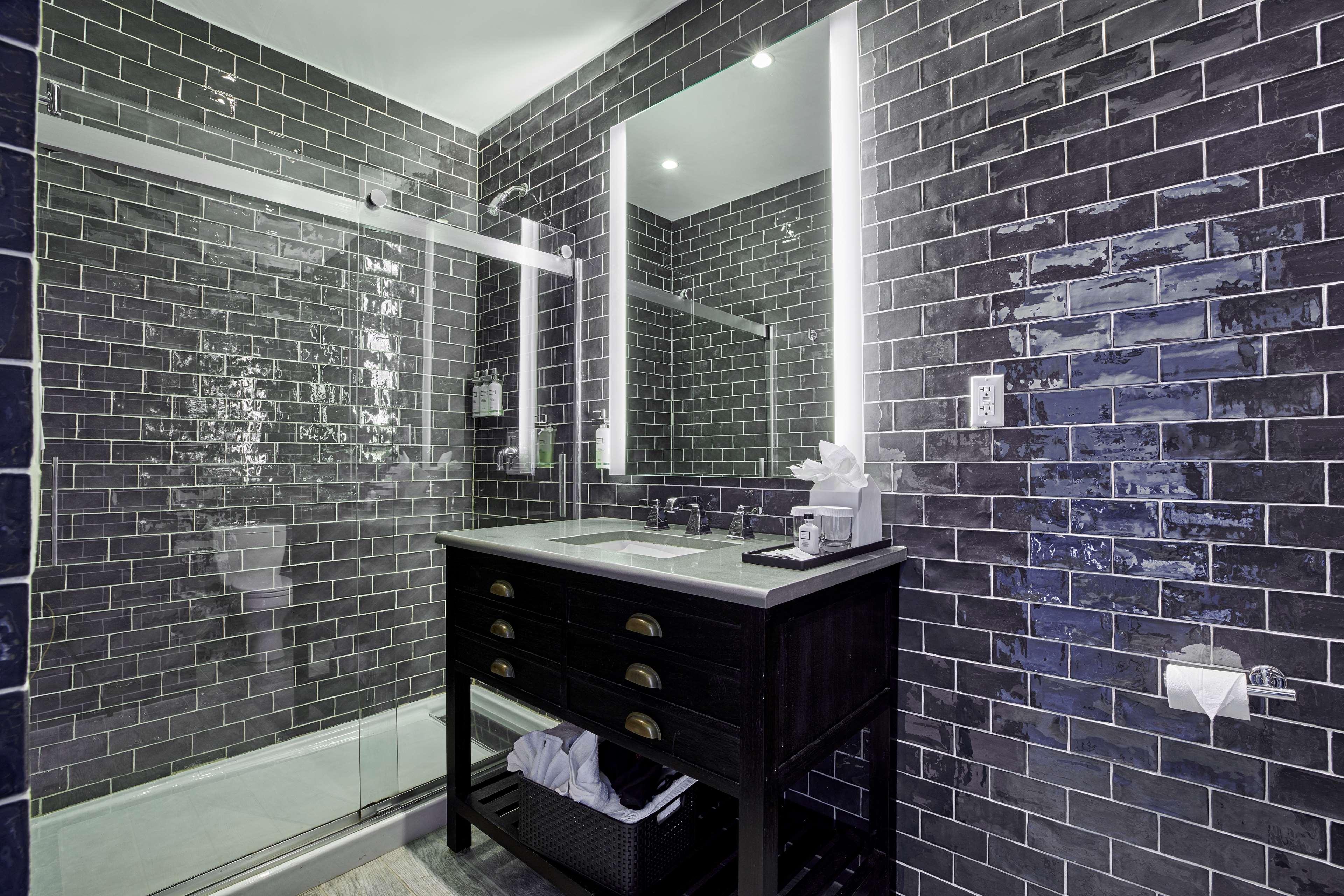 Ravel Trademark Collection By Wyndham Hotel New York City