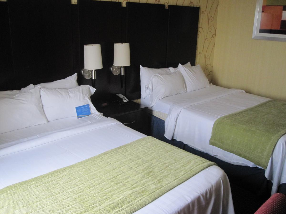 Fairfield & By Marriott Long Island City/manhattan View Hotel
