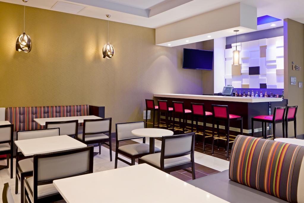 Hotel Fairfield & By Marriott Long Island City/manhattan View 3*