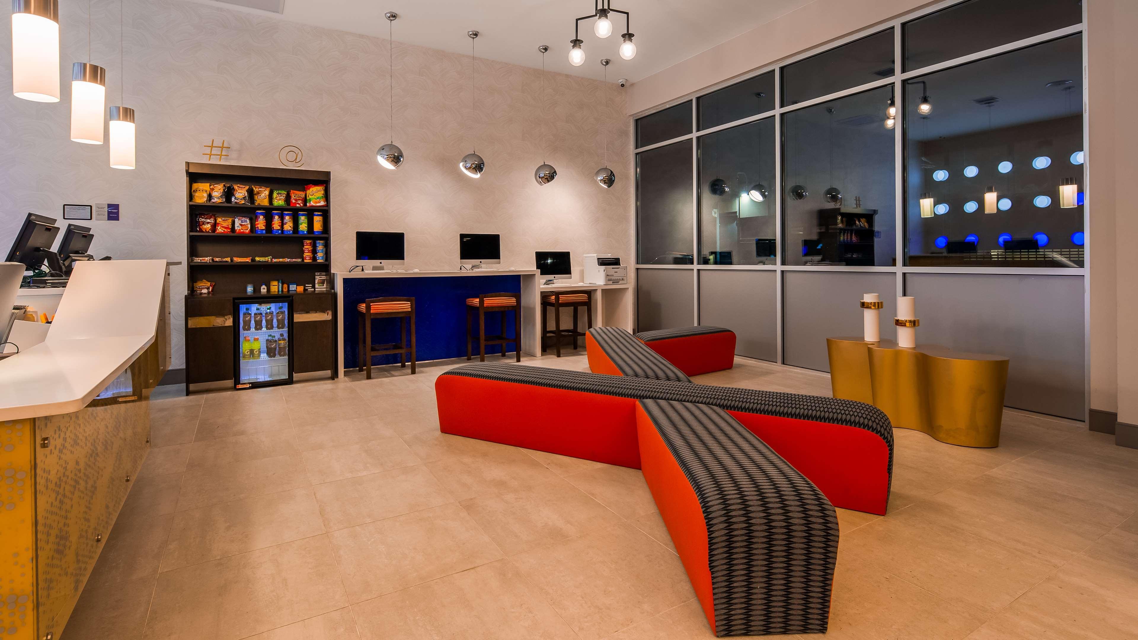 Hotel Glō Western Brooklyn Nyc New York