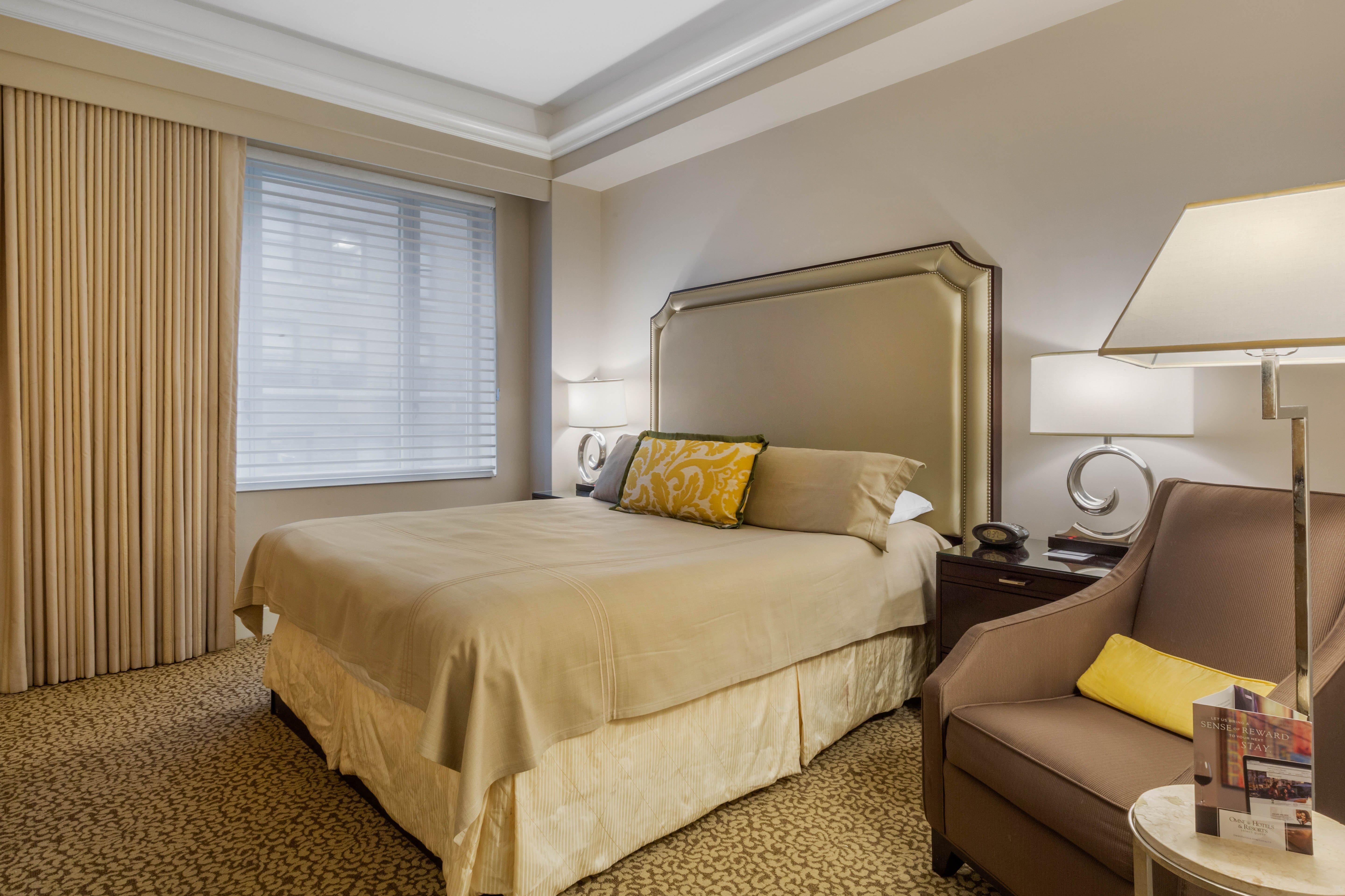 Omni Berkshire Place Hotel 4*
