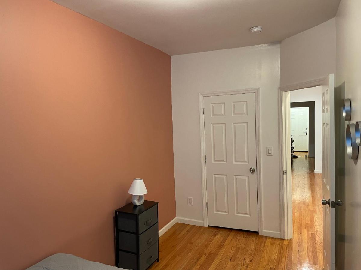 Beautiful Finished With Lots Of Space & Privacy Appartement *