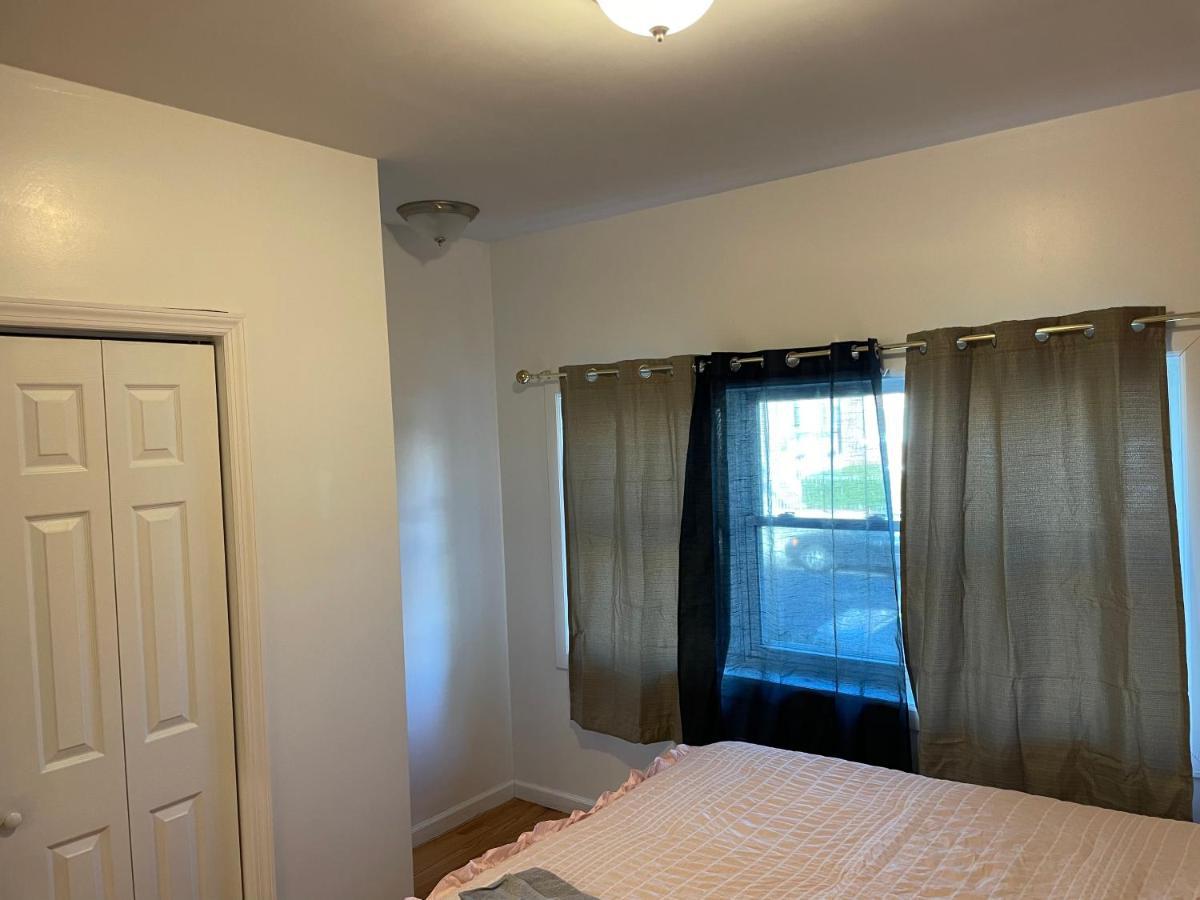 Beautiful Finished With Lots Of Space & Privacy Appartement *