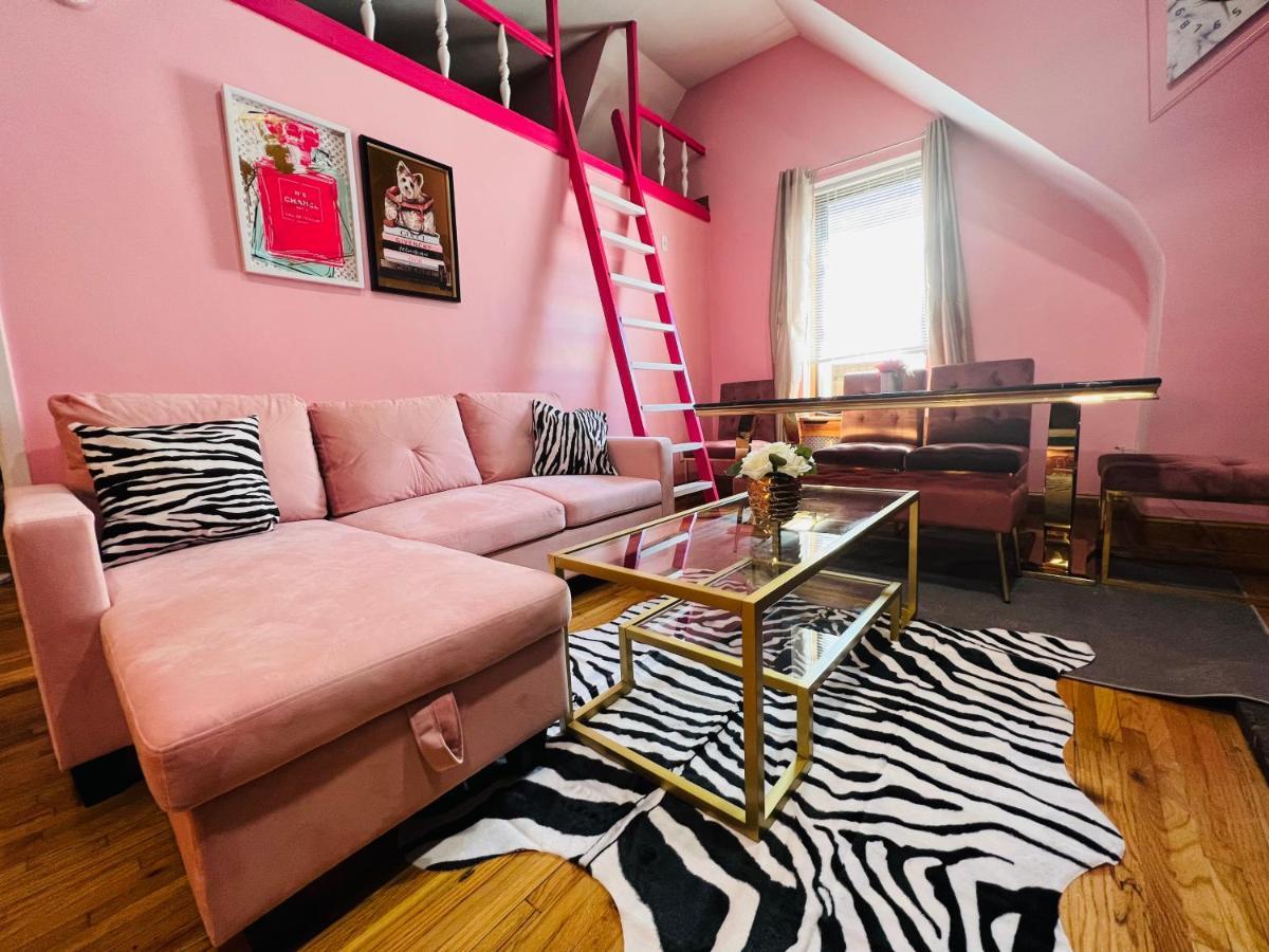 Pink Paradise Pavilion: Nyc Most Insta-worthy Spot * New York City