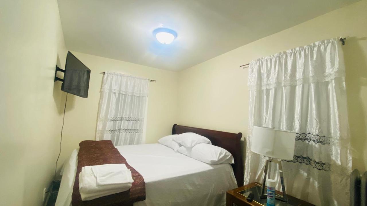 Minutes From Jfk, Beautiful With Peaceful, Cosy, Private Homestay New York City