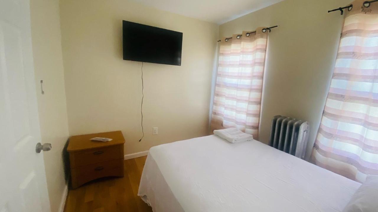 Minutes From Jfk, Beautiful With Peaceful, Cosy, Private New York City