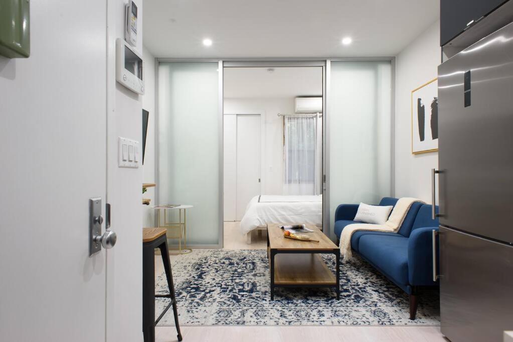 78-4b New Quality 1br W&d In Unit Skylights Lejlighed