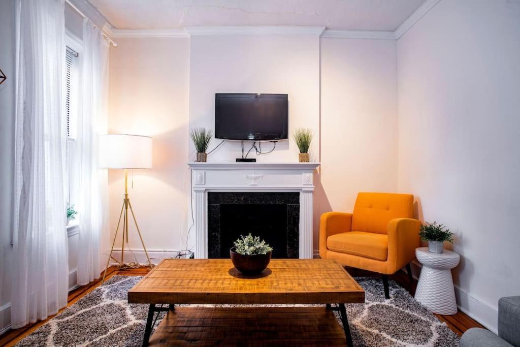 61-2c Prime Ues 2br Newly Furnished Value Lejlighed