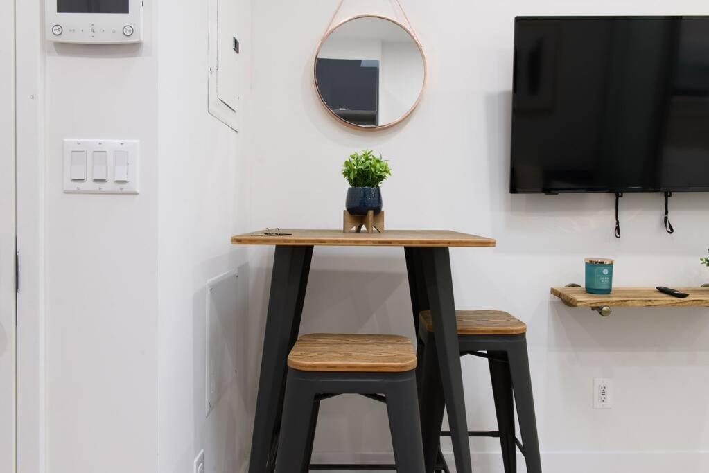 Lejlighed 78-4b New Quality 1br W&d In Unit Skylights