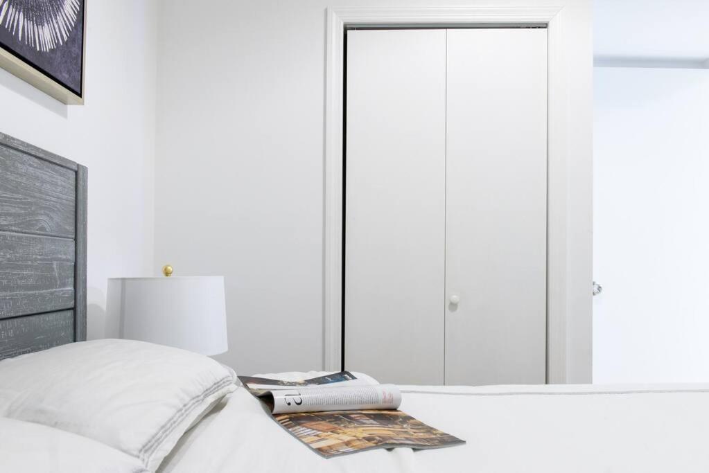 428-3r Spacious Prime Midtown 2br Newly Furnished Appartement *