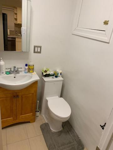 Apartment Beautiful Brooklyn Koi-fish Pond-garden New York City