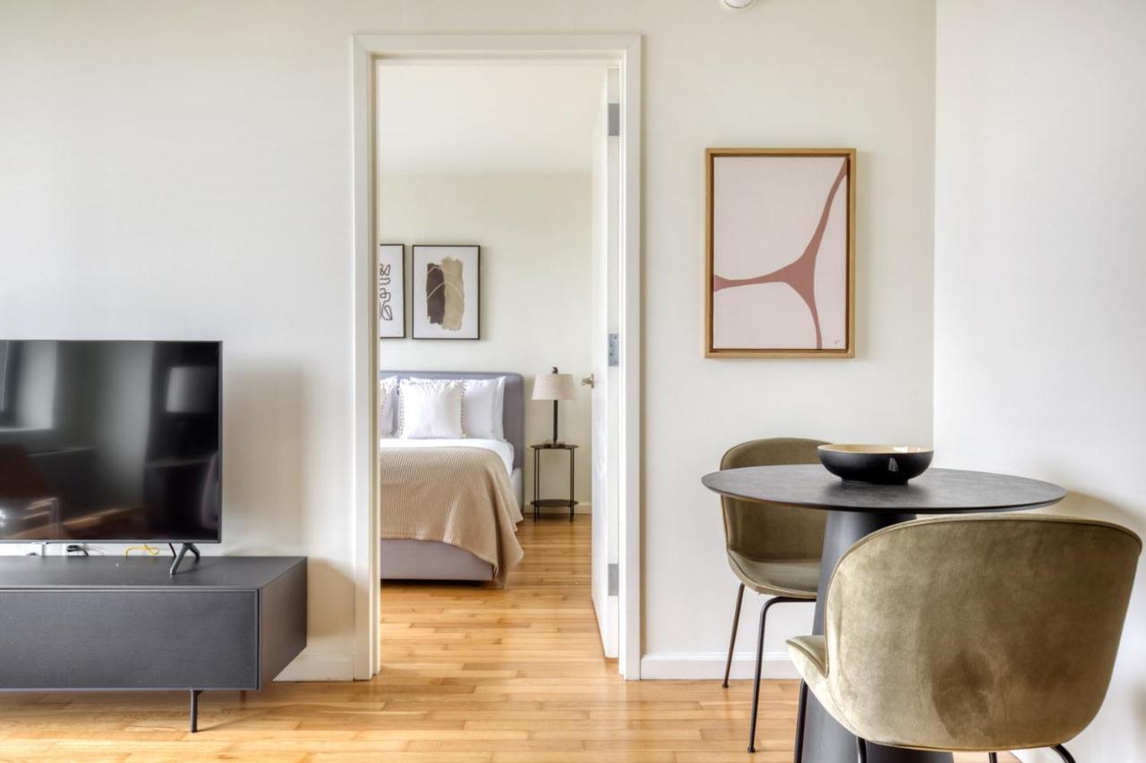 Appartement Lic 1br W Wd Elevator Doorman Nr E River Nyc-852 *