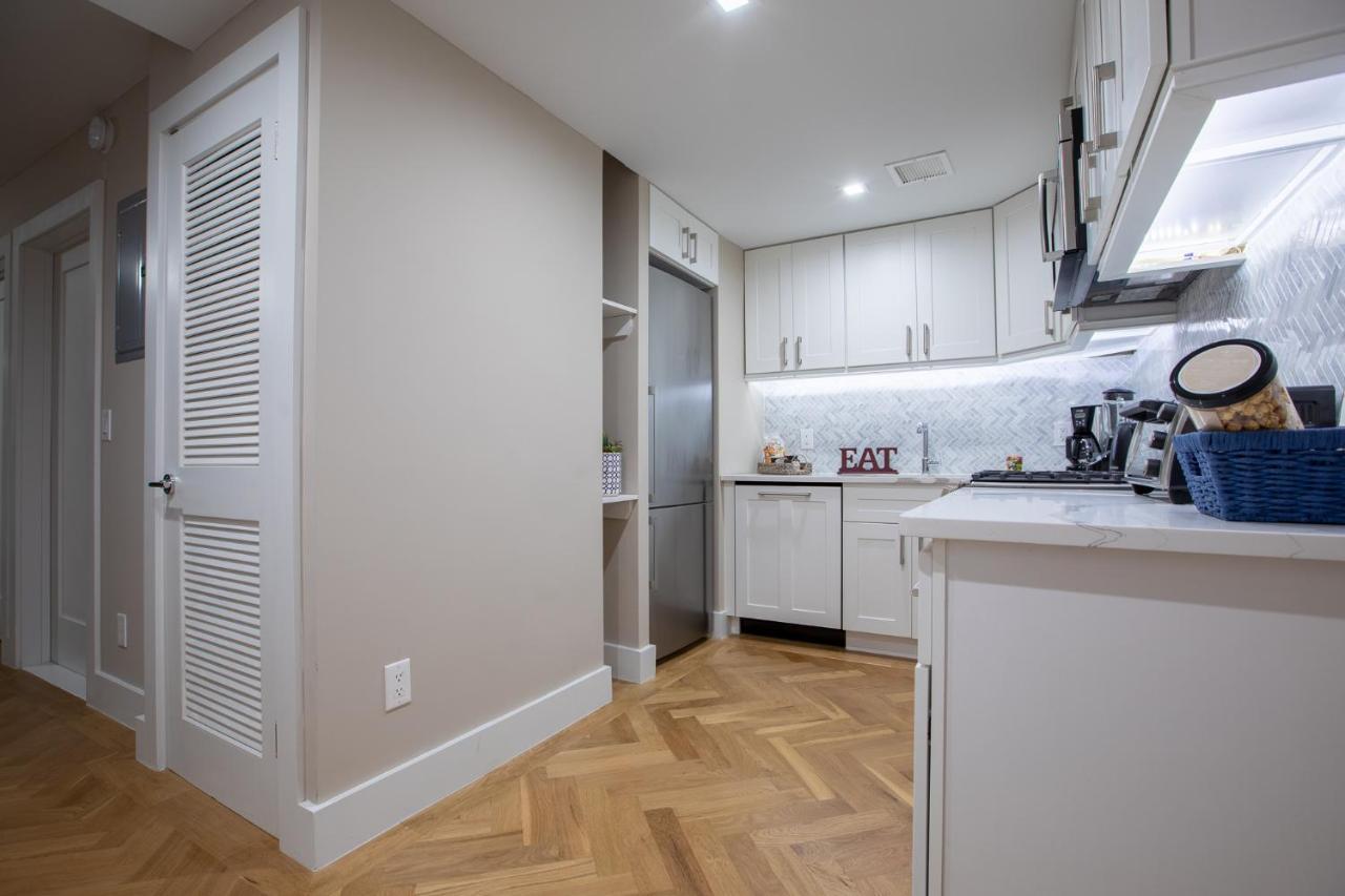 Elegant East Side Apartamento