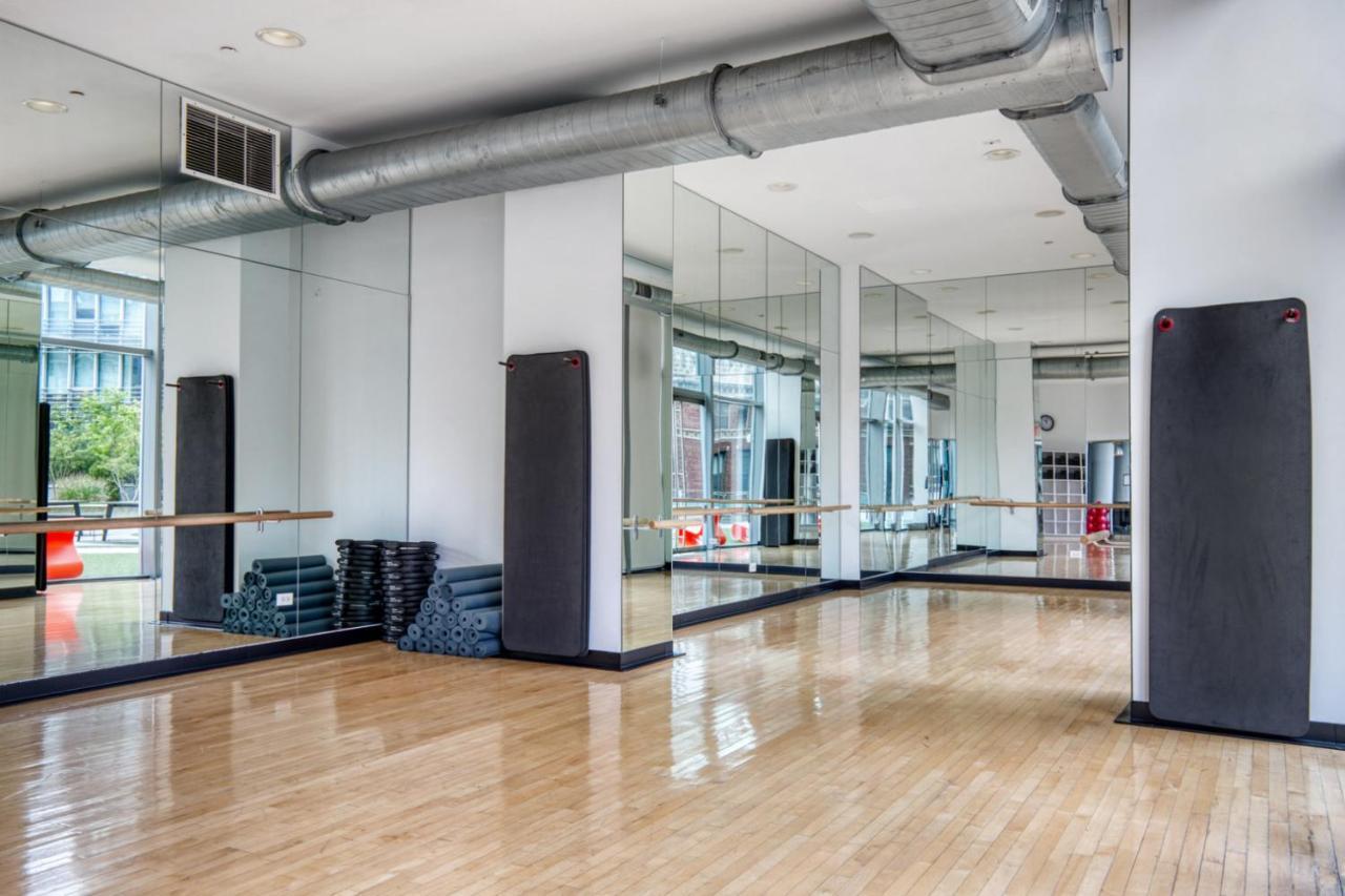 Hells Kitchen 1br W Doorman Nr Park Nyc-525 *
