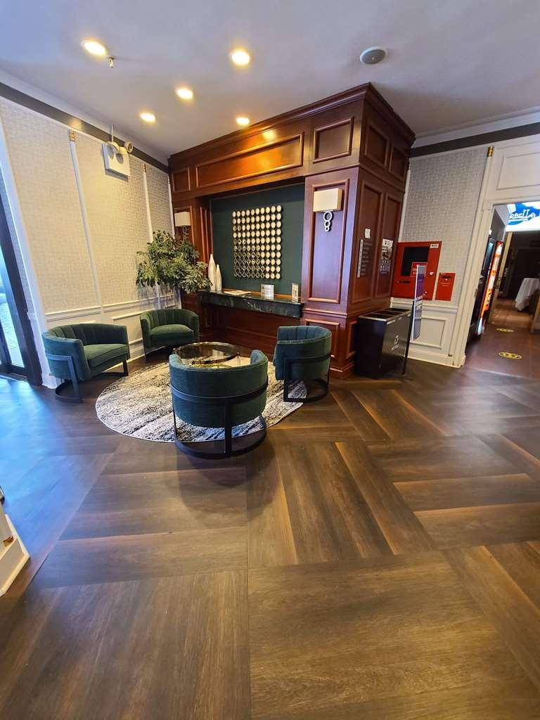 Hotel Western Queens Gold Coast New York City