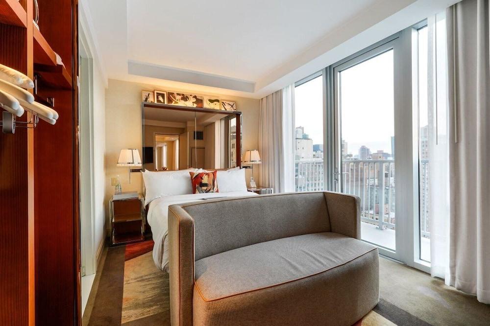 Mondrian Park Avenue Hotel 4*