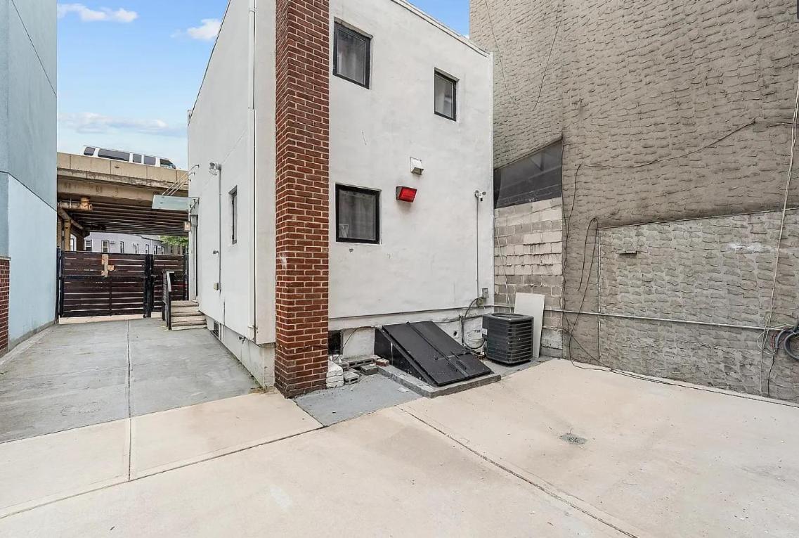 Accommodatie bij particulieren Private Hot Tub-private Gated Sailor Moon House In Williamsburg W Gym *