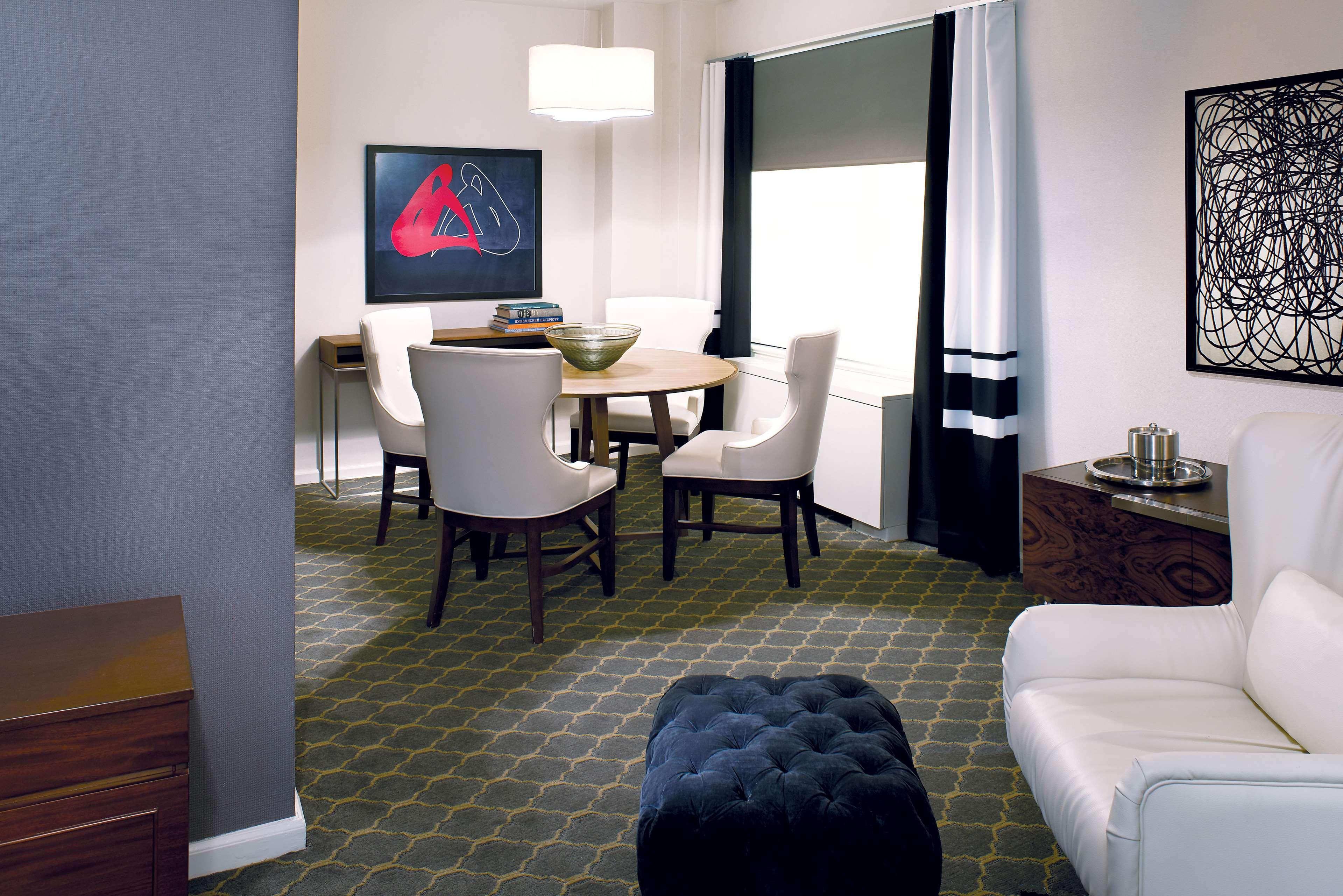 Hotel The Fifty Sonesta New York City
