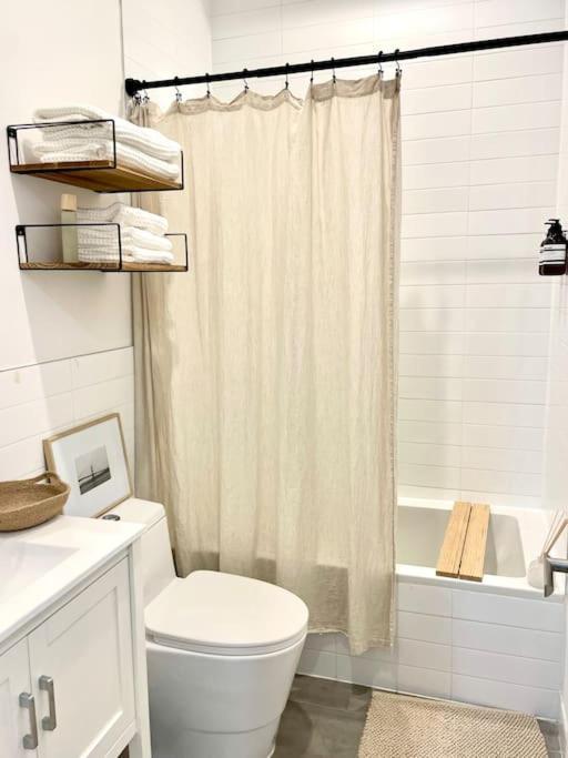 Minimalist Brooklyn Gem To Yourself New York