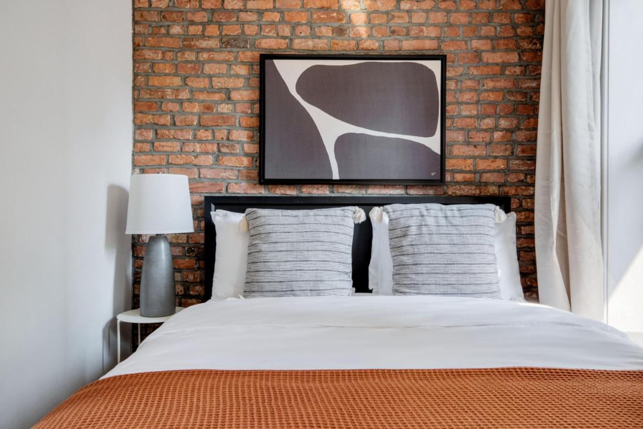 Nolita 2br W Balcony Wd Nr Museum Groceries Nyc-1222 * Nova York