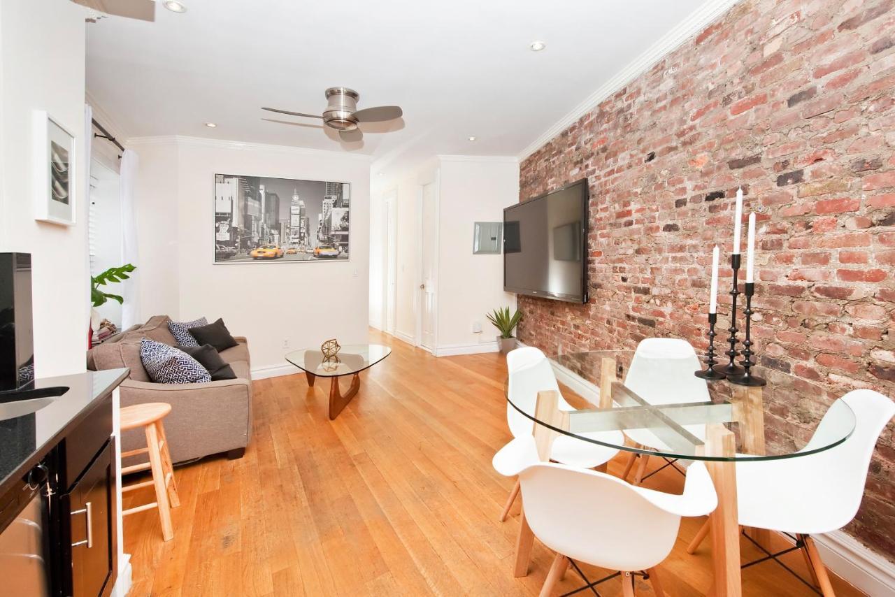 Lejlighed Three Bedroom West Village Townhouse