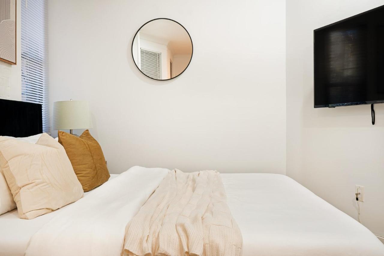 Appartement 403-2e Newly Renovated Ues *