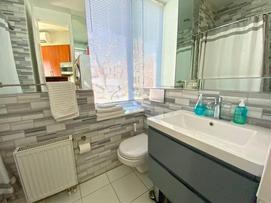 Gorgeous Three Bedroom West Village Townhouse Apartment New York City
