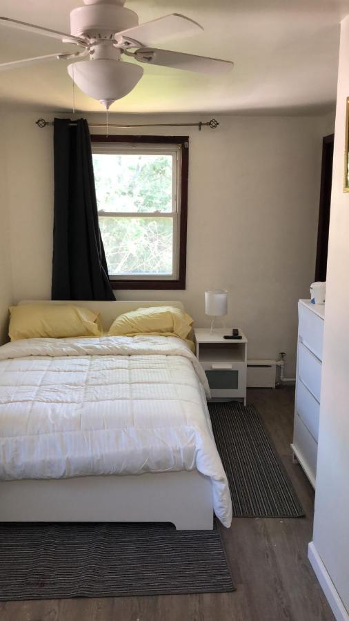 Cozy With Private Bathroom Accommodatie bij particulieren