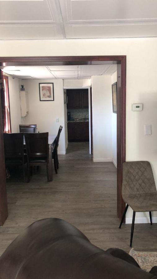 Cozy With Private Bathroom Accommodatie bij particulieren *