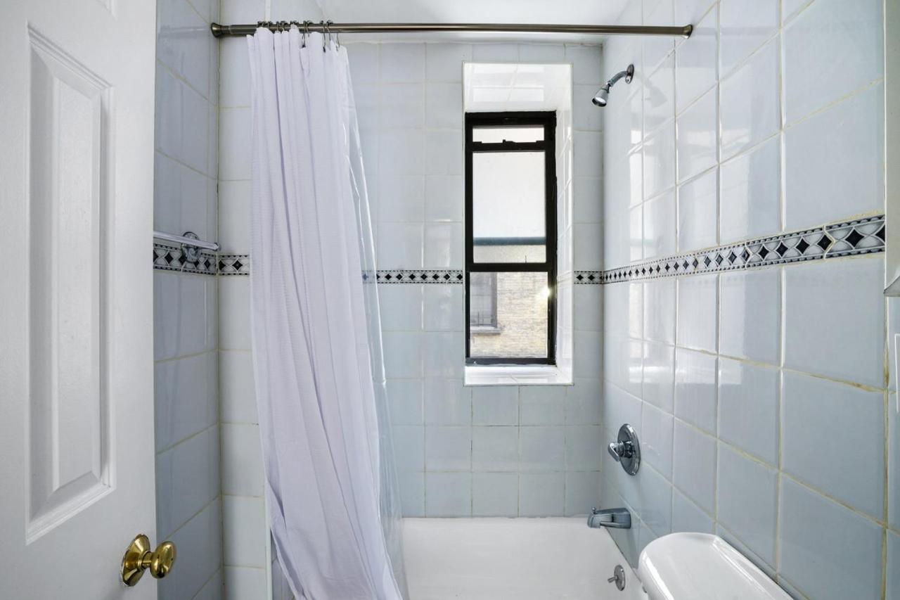 Appartement 549: Upper West Side *