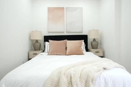 3br 2baths With Private Outdoors Appartement