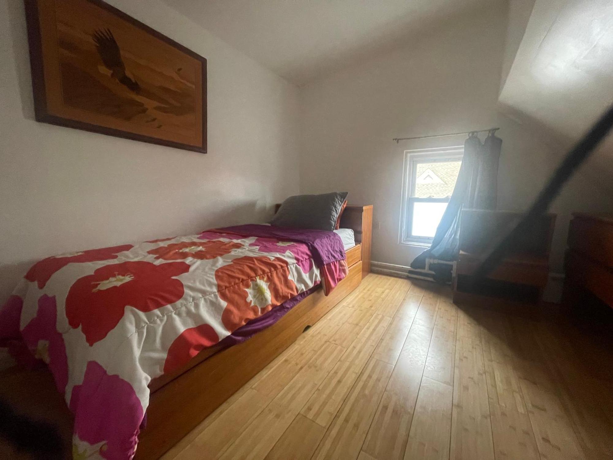 Private Loft 5 Min Away From Lga Appartement *