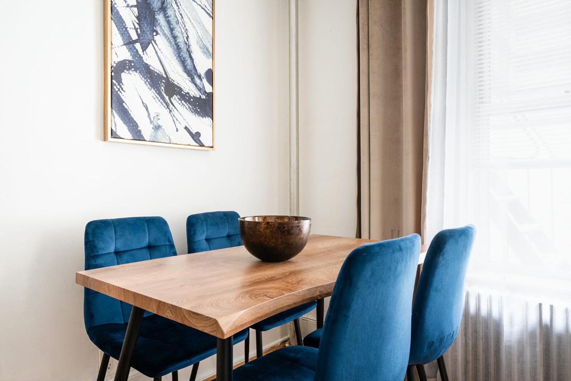 Lejlighed 61-2c Prime Ues 2br Newly Furnished Value