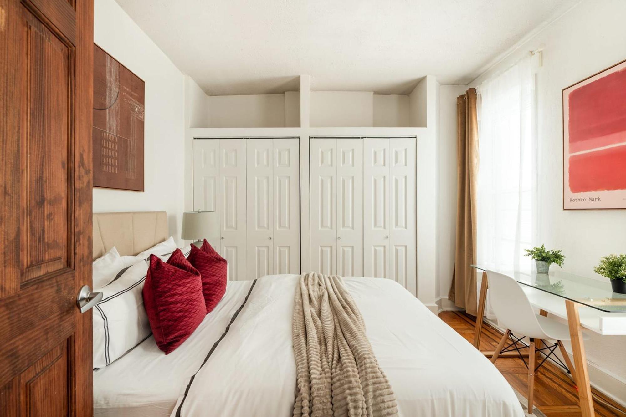 61-2c Prime Ues 2br Newly Furnished Value Appartement