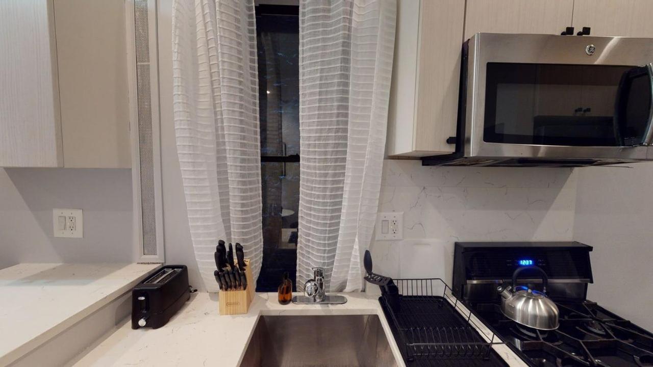 Appartement 497: Columbus Circle *