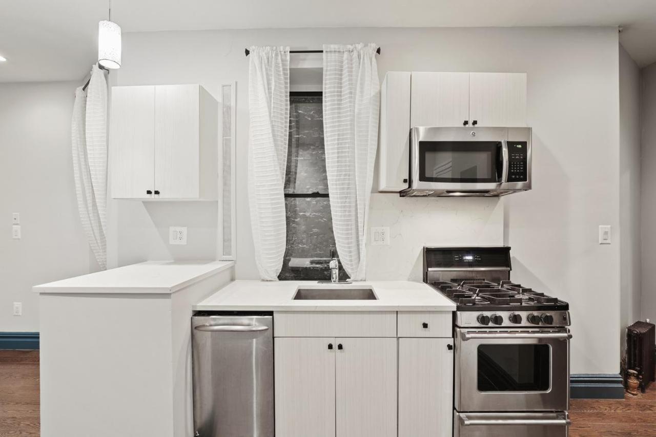Appartement 497: Columbus Circle *