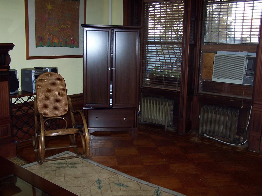 Brownstone Bed And No Breakfast Lejlighed