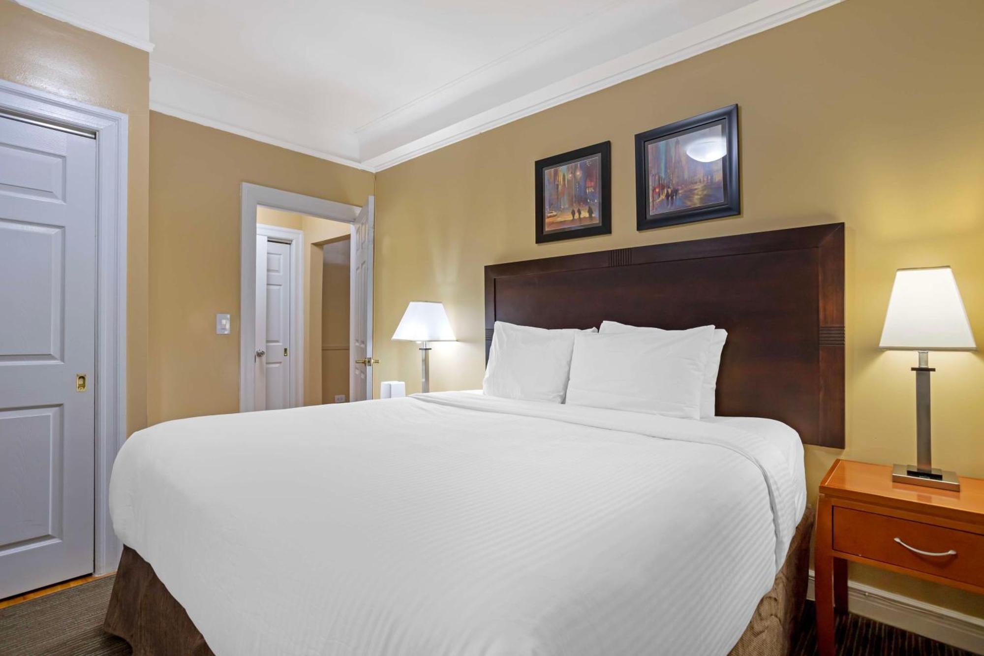Hotel Western Hospitality House New York City
