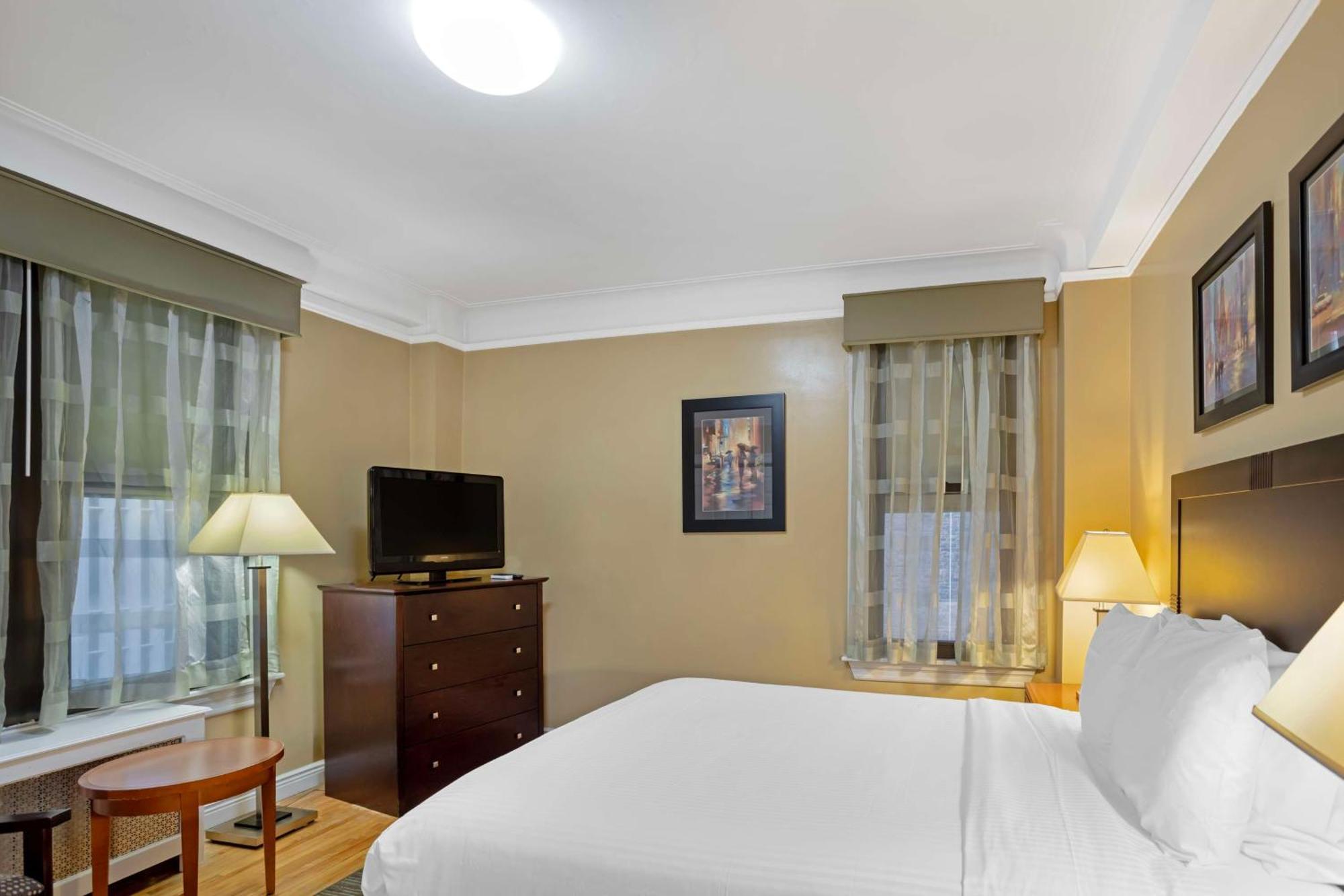 Western Hospitality House 3* New York City