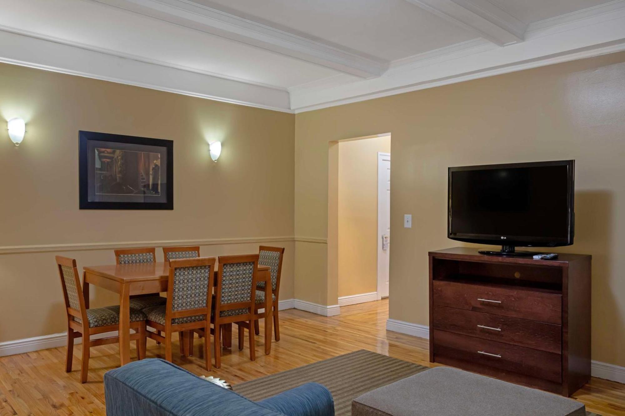 Hotel Western Hospitality House New York City