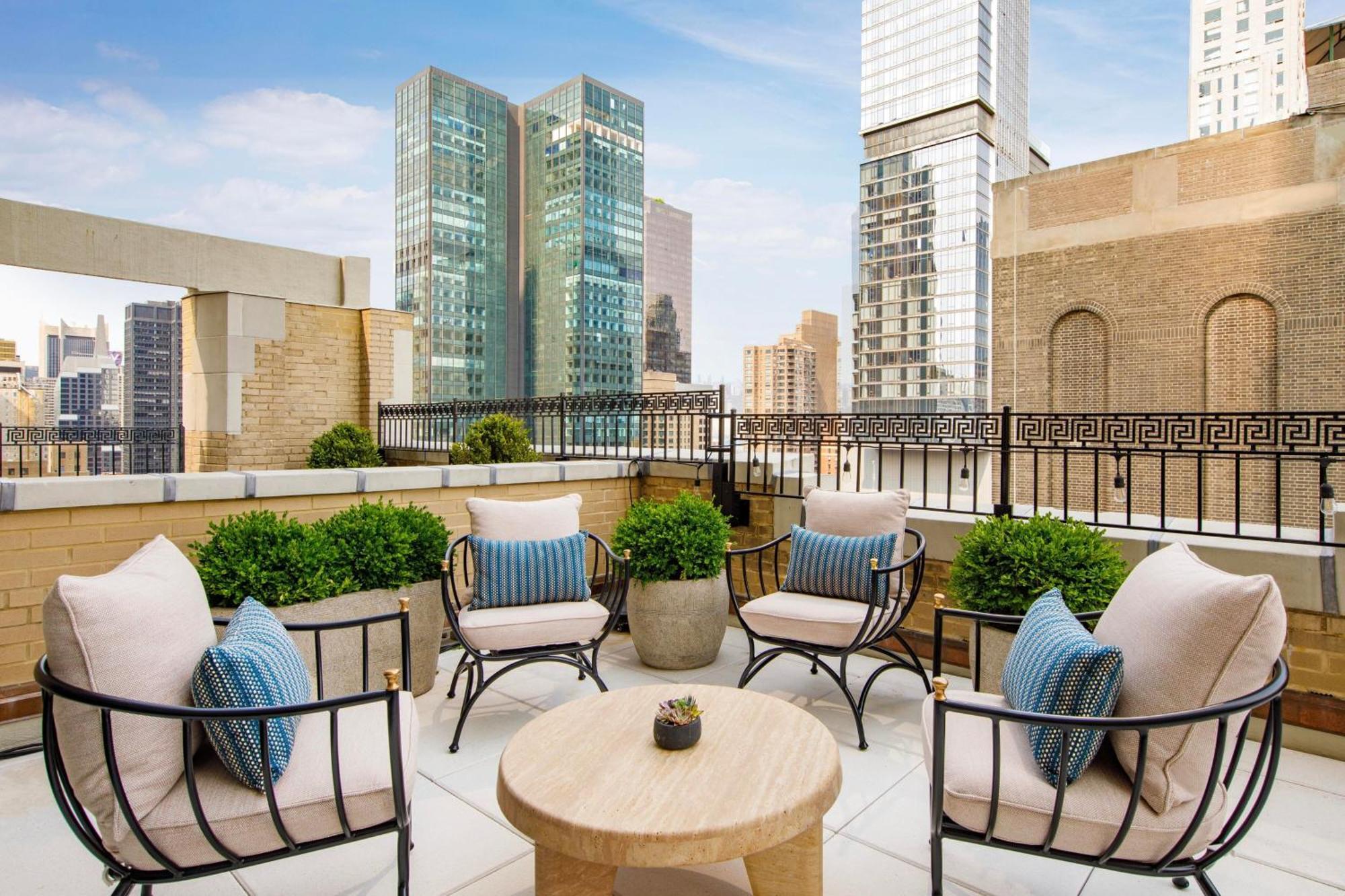 Jw Marriott Essex House New York