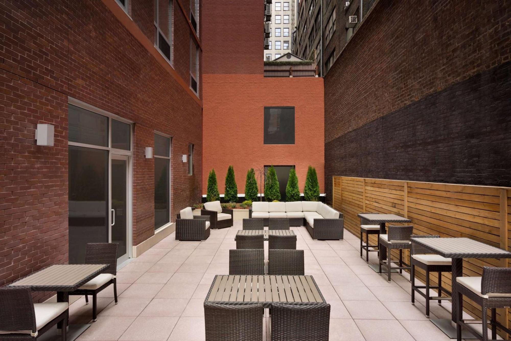 Hilton Garden Times Square South 3* Nova York