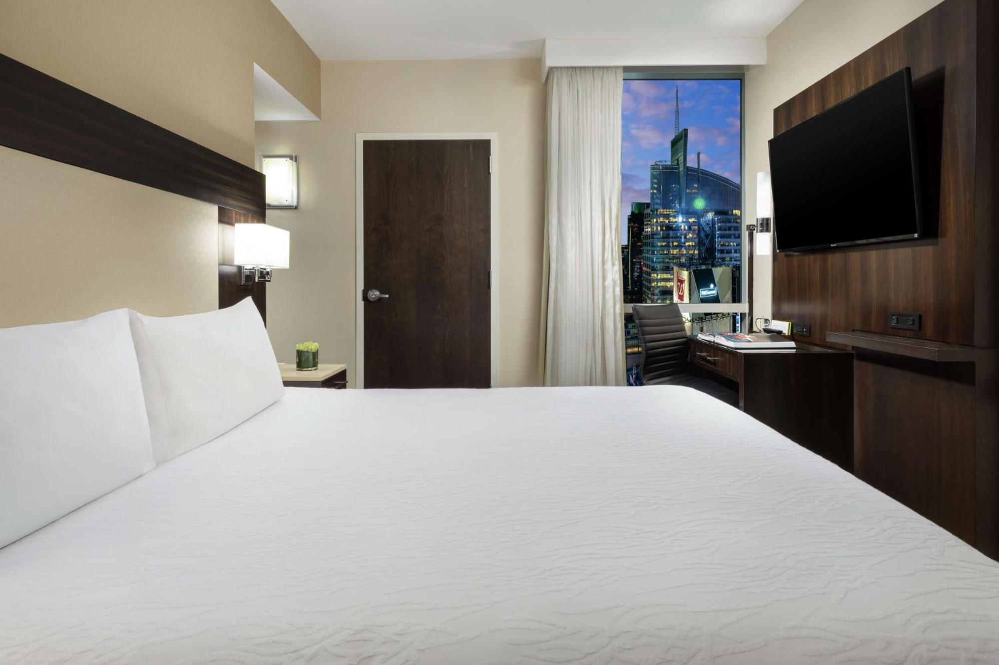 Hilton Garden New York/times Square