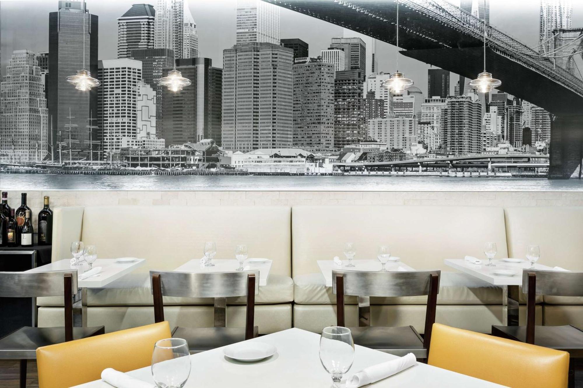 Hilton Garden Times Square Hotel New York