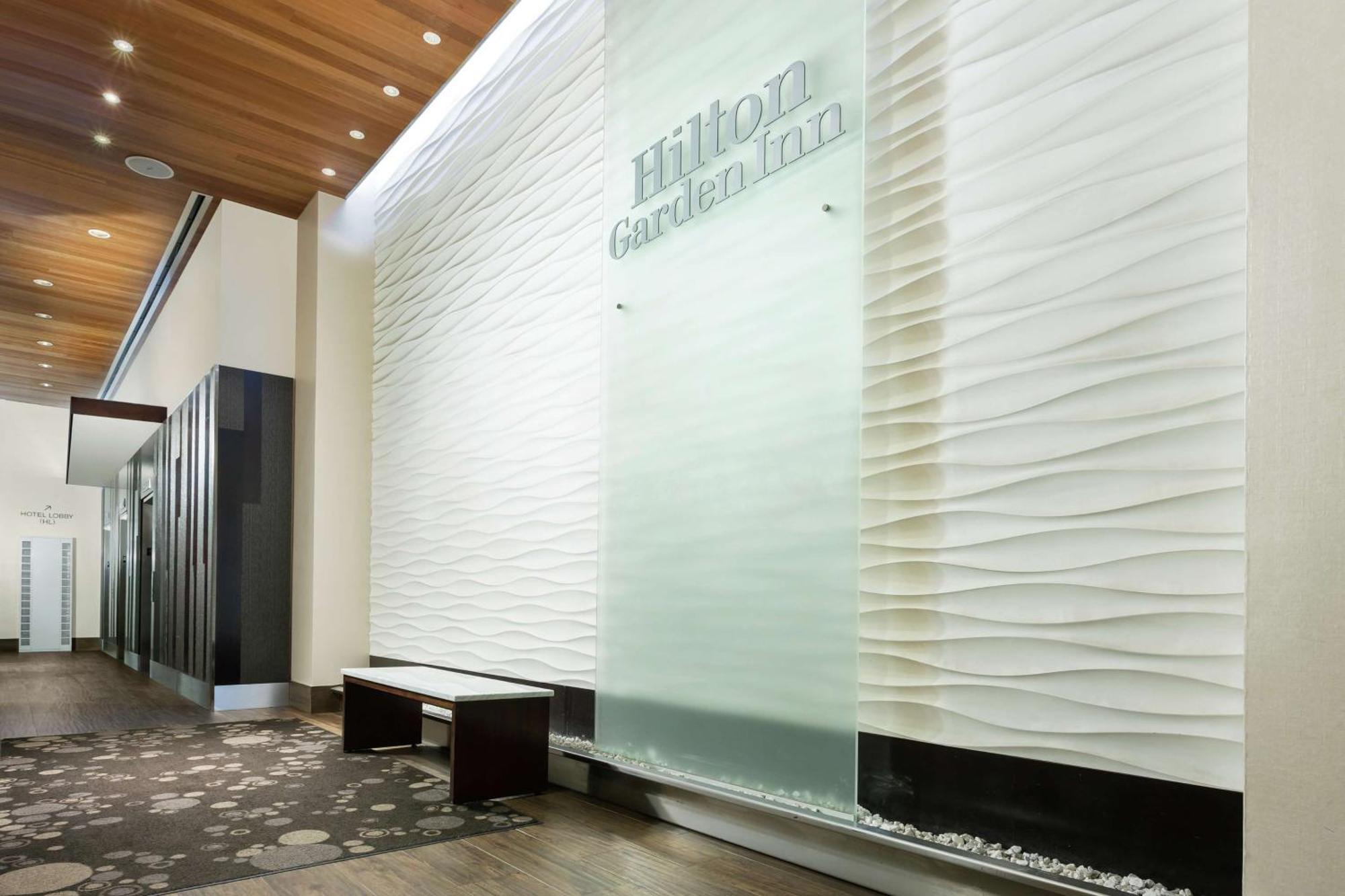 Hilton Garden New York/times Square Hotel 3*