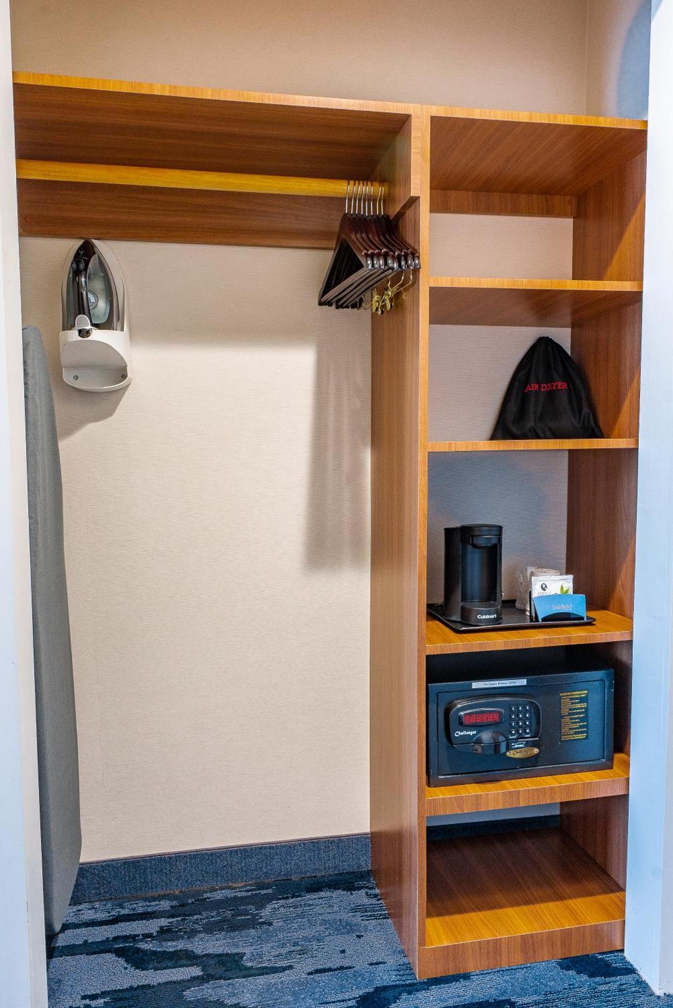 Hotel Fairfield By Marriott Jfk Airport New York City