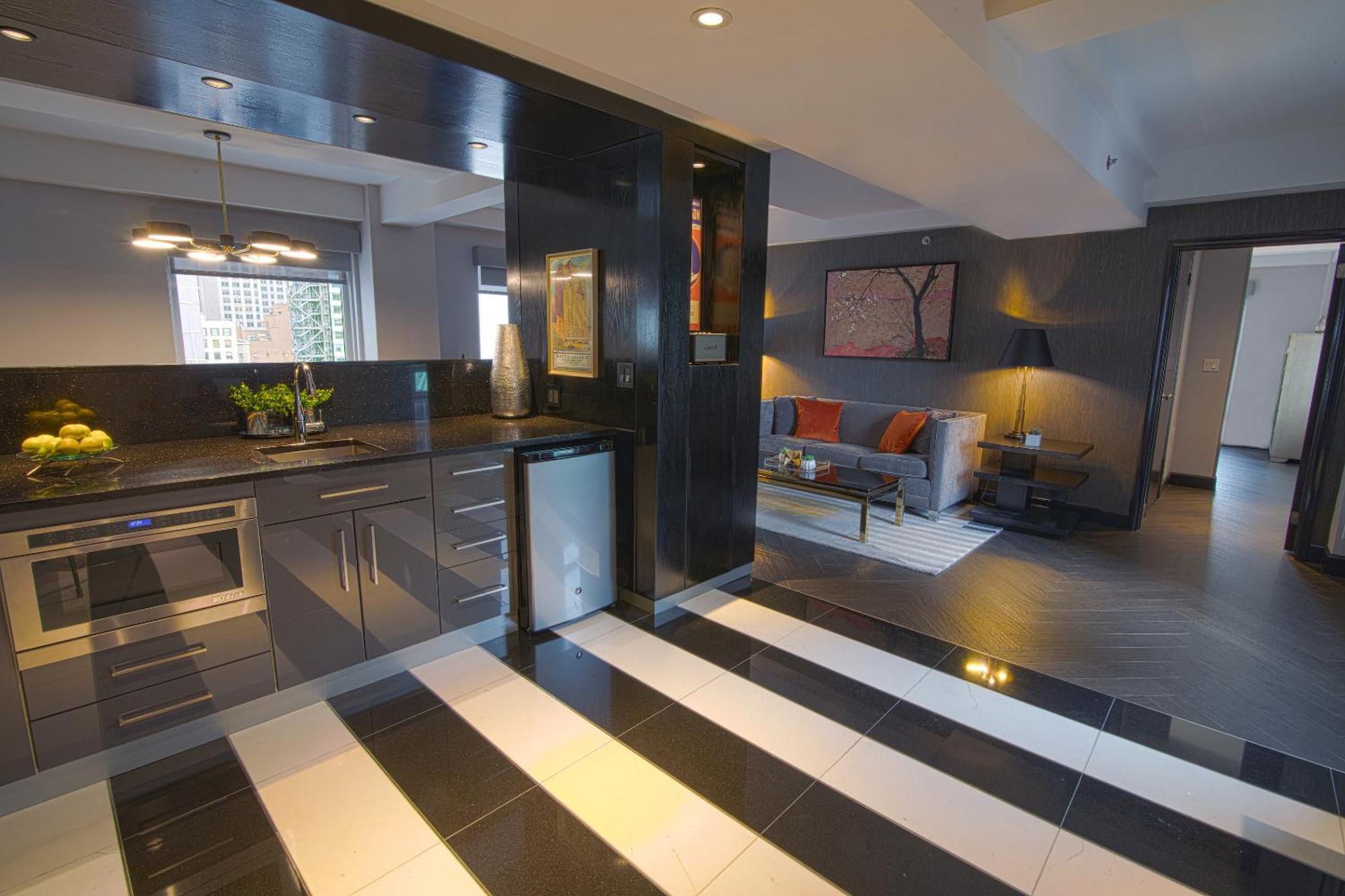 Hotel Edison Times Square 4*