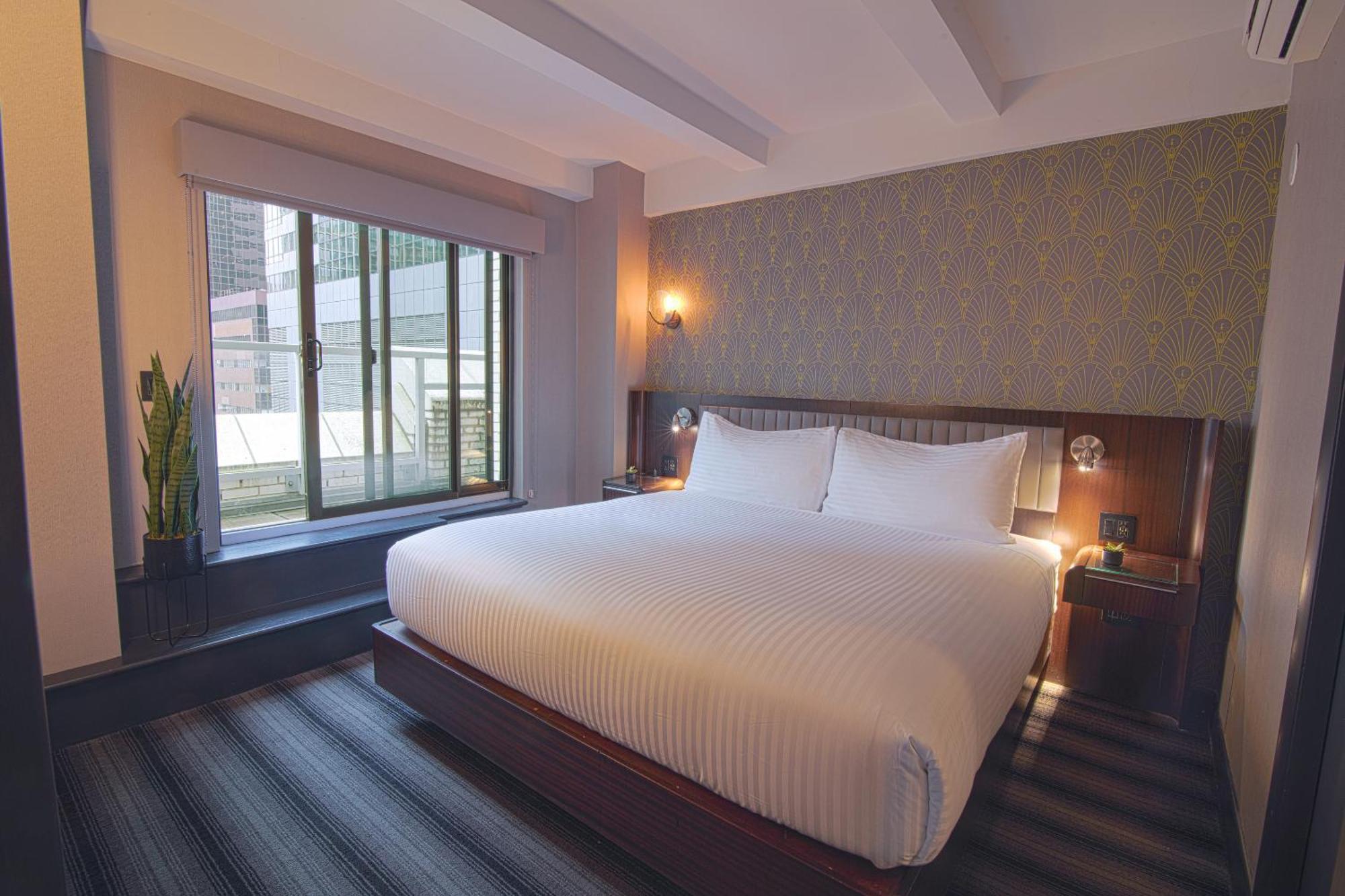 Hotel Edison Times Square 4*