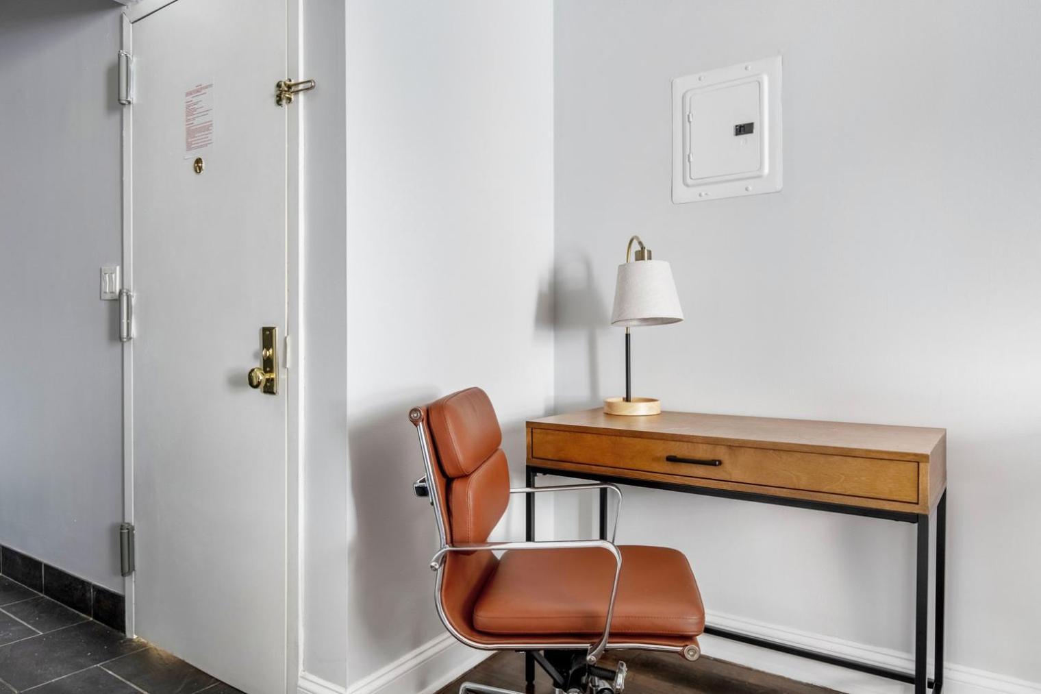 West Village 1br W Wd Nr Washington Square Park Nyc-1354