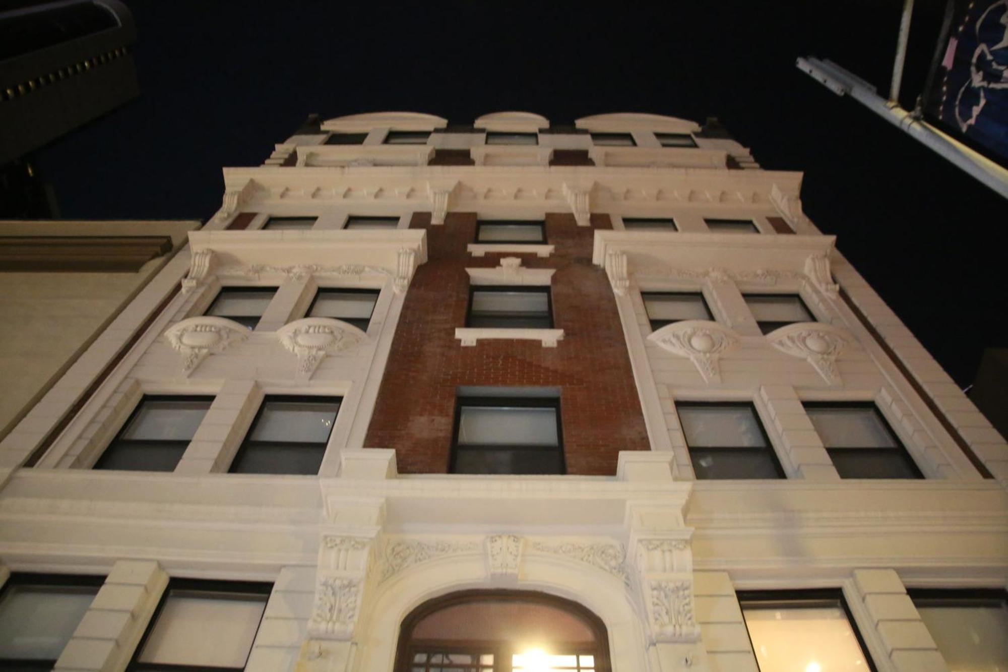 Mayfair Times Square 3*